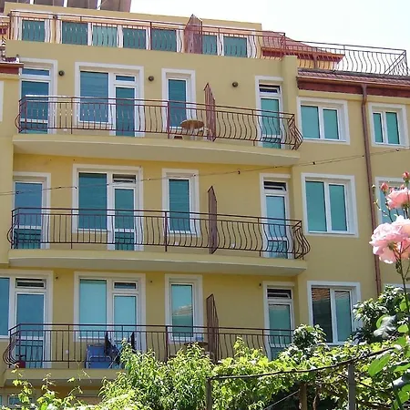 Andonov Casa de hóspedes Sozopol